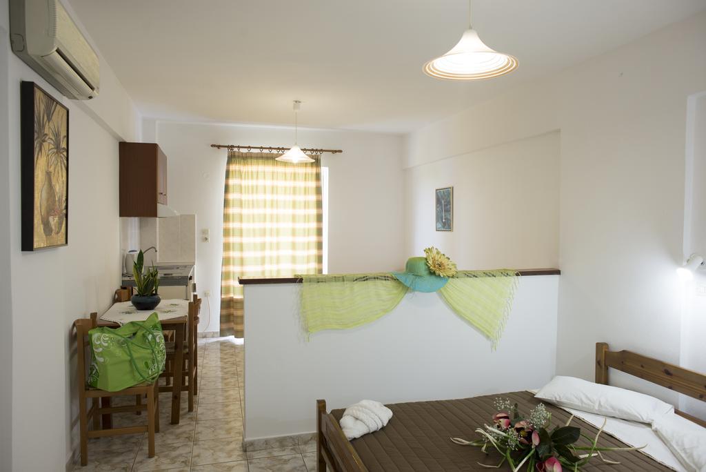 Fili Hotel Apartments ตีกากี ห้อง รูปภาพ